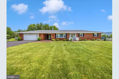 5507 Lincoln Way East E, Fayetteville, PA 17222 - Photo 1