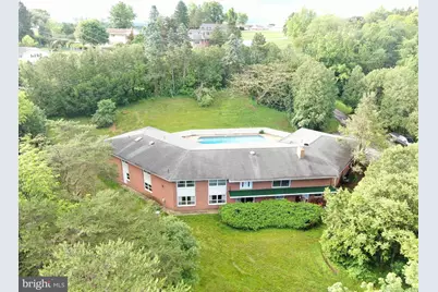 25 Sheffield Drive, Chambersburg, PA 17201 - Photo 1