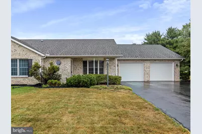 3215 St Andrews Drive, Chambersburg, PA 17202 - Photo 1