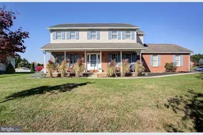 127 Stony Point Avenue, Shippensburg, PA 17257 - Photo 1