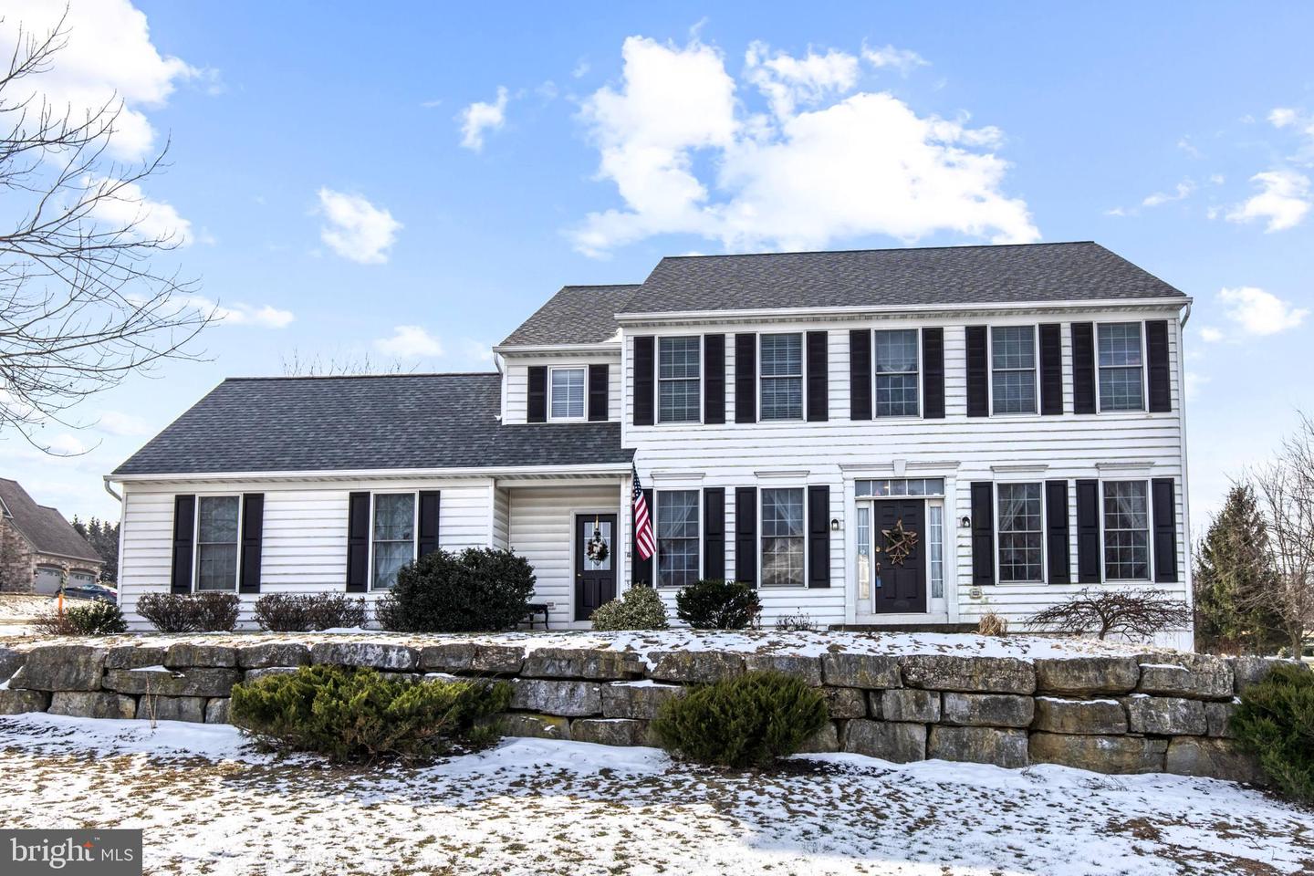 2142 Meadow Ridge Dr, Lancaster, PA 17601 MLS PALA2012962 Coldwell