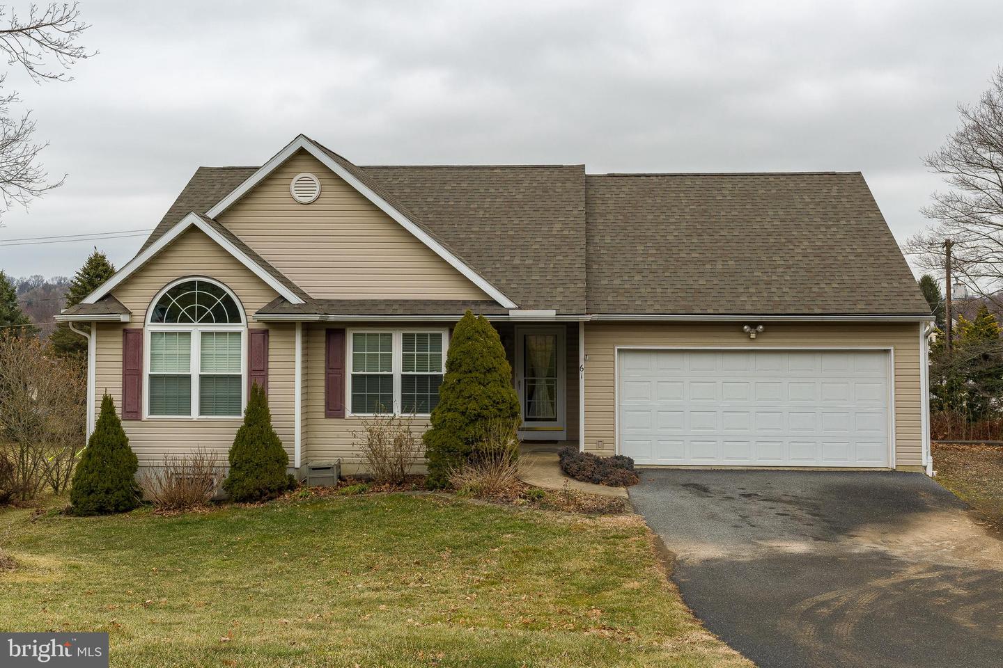 61 E Boehms Rd, Willow Street, PA 17584 MLS PALA2014050 Coldwell Banker