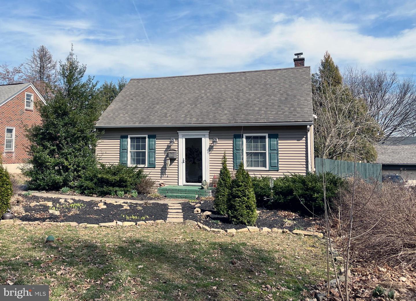 2241 Manor Ridge Dr, Lancaster, PA 17603 MLS PALA2015020 Coldwell