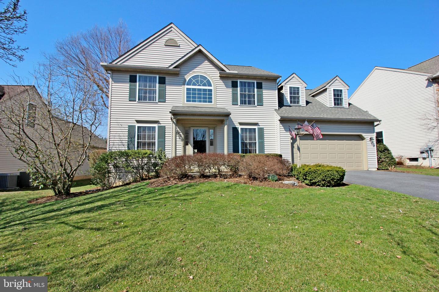 212 N Oak St, Lititz, PA 17543 MLS PALA2015142 Coldwell Banker