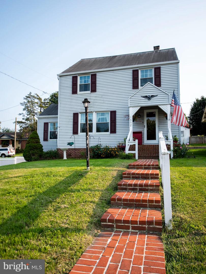 1652 Columbia Ave, Lancaster, PA 17603 MLS PALA2024846 Coldwell Banker