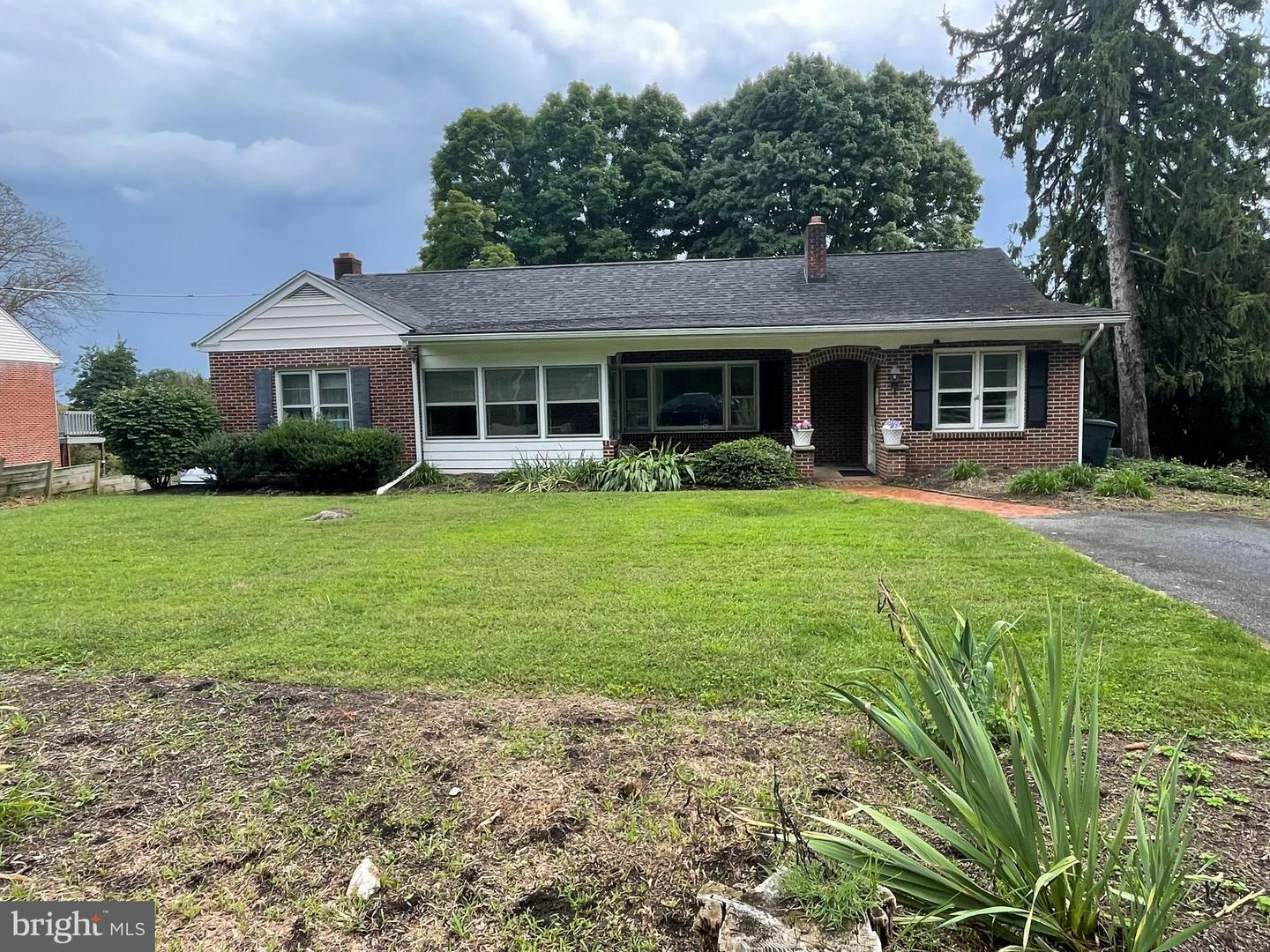 2050 Millersville Pike, Lancaster, PA 17603 MLS PALA2025010