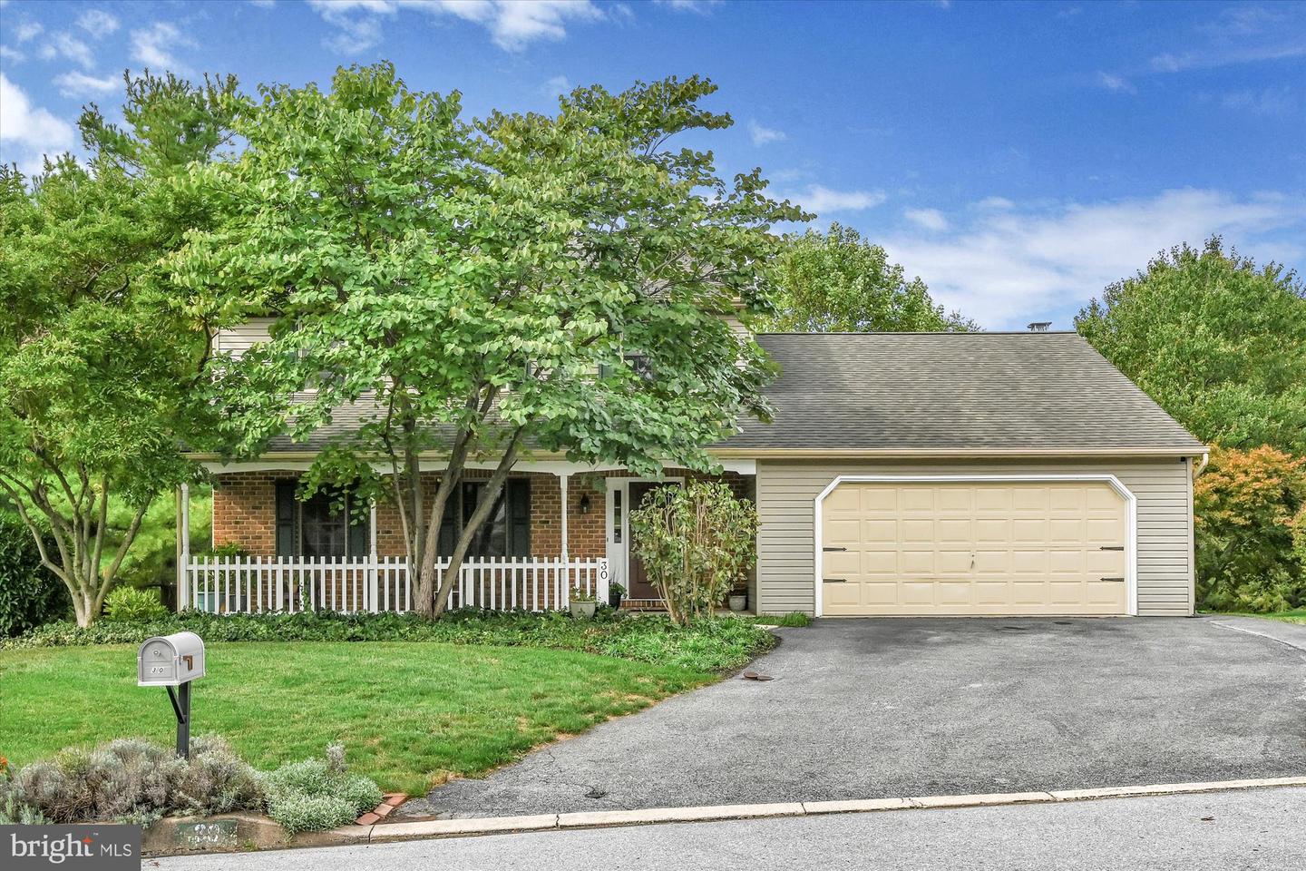 30 Rolling Hill Dr, Lititz, PA 17543 MLS PALA2025892 Coldwell Banker