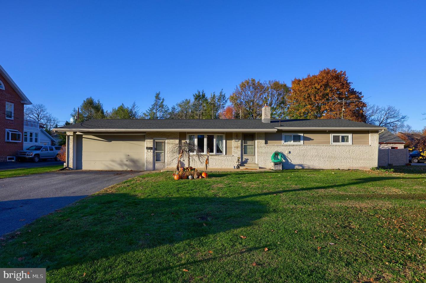 2265 State St, East Petersburg, PA 17520 MLS PALA2027608 Coldwell