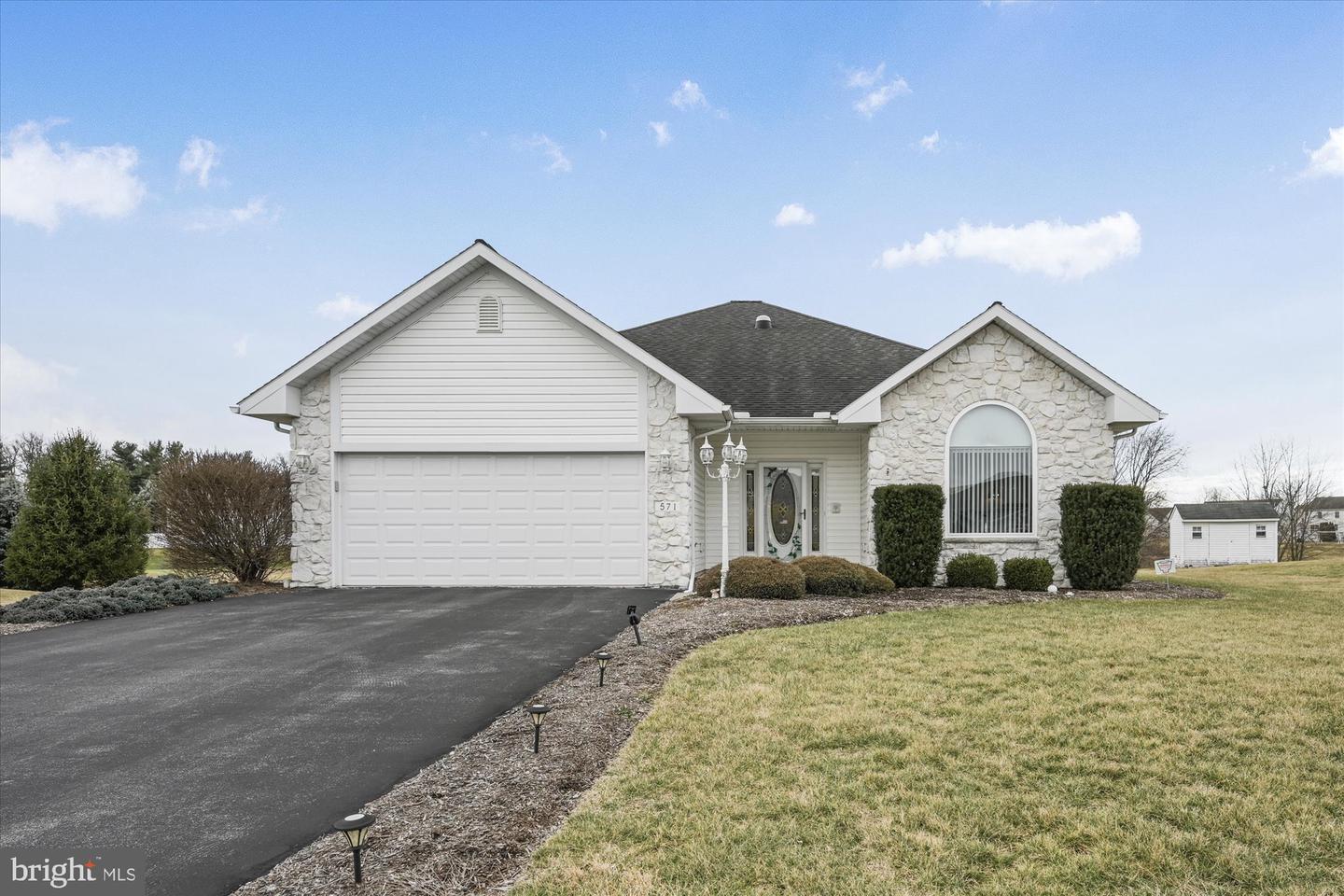 571 Blossom Trail, Mount Joy, PA 17552 MLS PALA2030924 Coldwell Banker