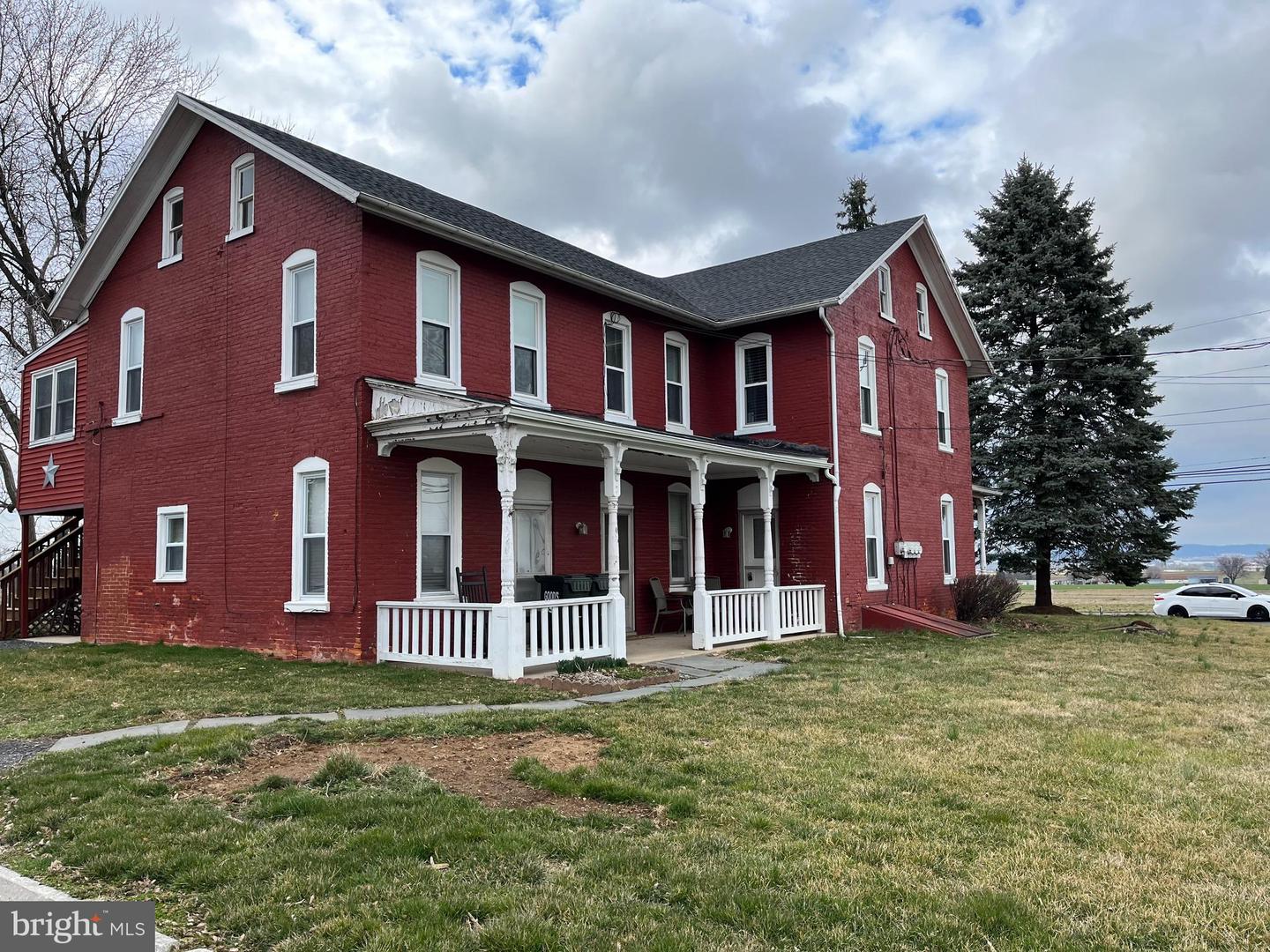 450 E Main St, Leola, PA 17540 MLS PALA2032110 Coldwell Banker