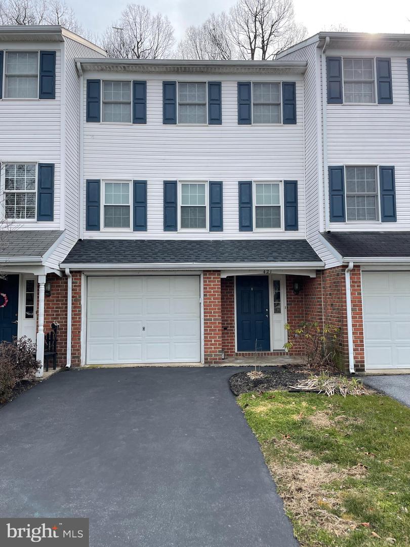 421 Crosswinds Dr, Lititz, PA 17543 MLS PALA2032210 Coldwell Banker