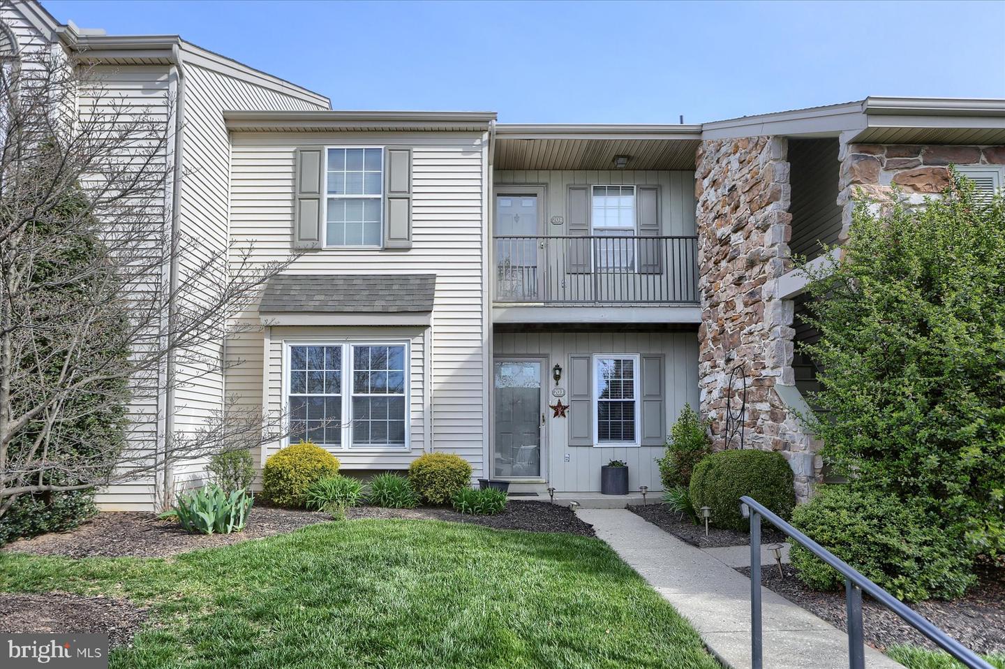 203 Greenview Dr, Lancaster, PA 17601 MLS PALA2032978 Coldwell Banker