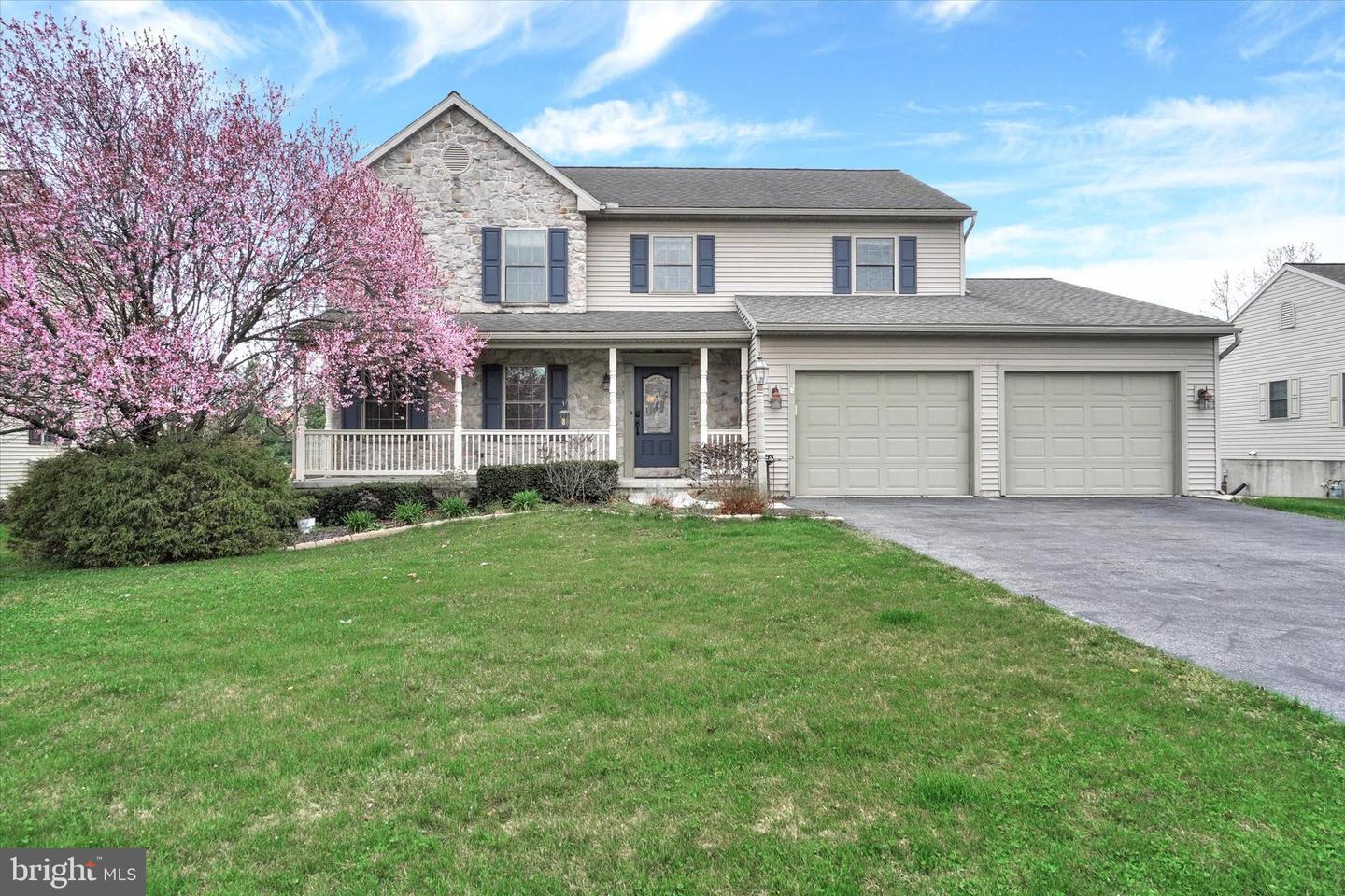 633 Florin Ave, Mount Joy, PA 17552 MLS PALA2033066 Coldwell Banker