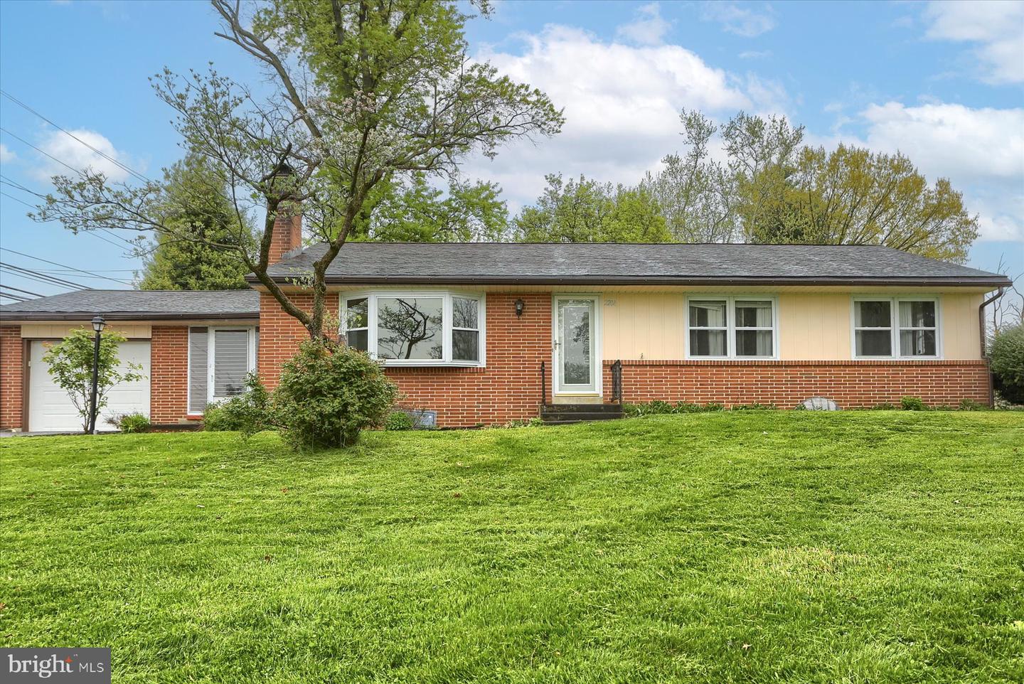 2204 Seitz Dr, Lancaster, PA 17601 MLS PALA2034096 Coldwell Banker