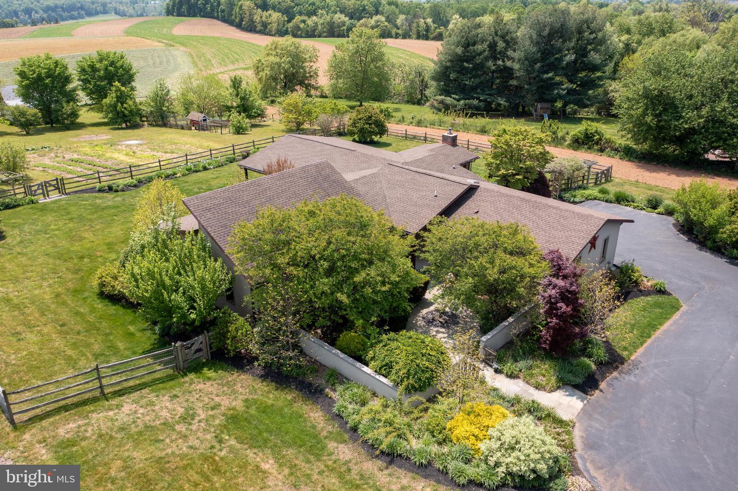 1993 White Oak Rd, Strasburg, PA 17579 MLS PALA2034466 Coldwell Banker