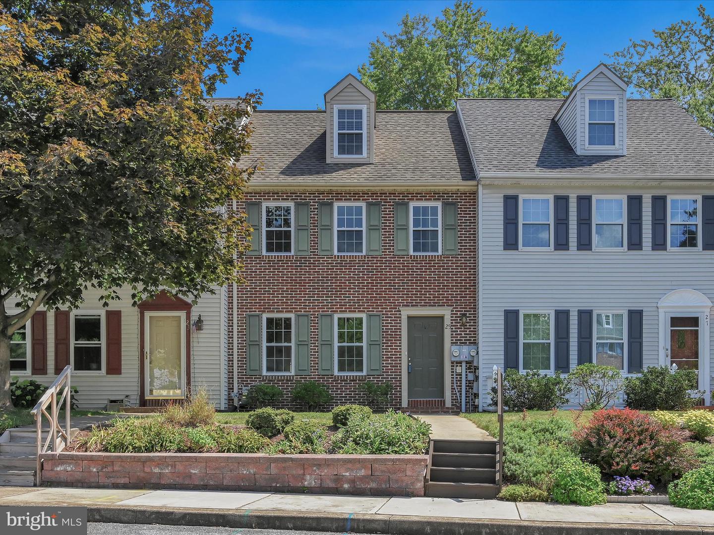 25 Pennwick Dr, Lititz, PA 17543 MLS PALA2039380 Coldwell Banker