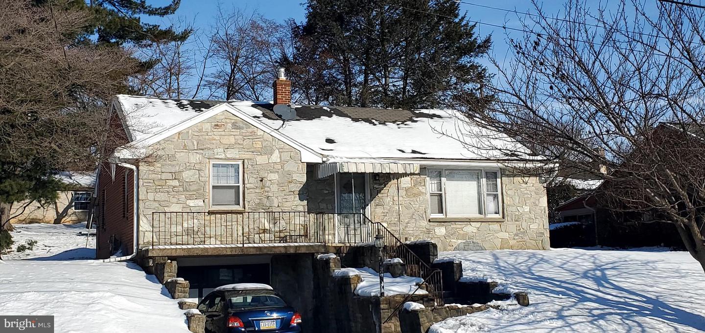 1321 Maple Ave, Lancaster, PA 17603 MLS PALA2046002 Coldwell Banker