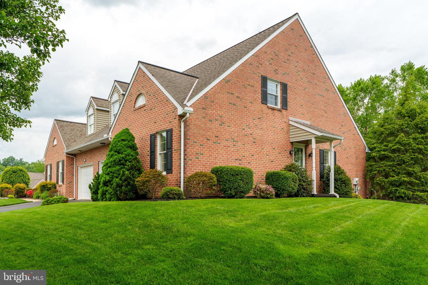 25 Pennridge Ave, Mountville, PA 17554 MLS PALA2049864 Coldwell Banker