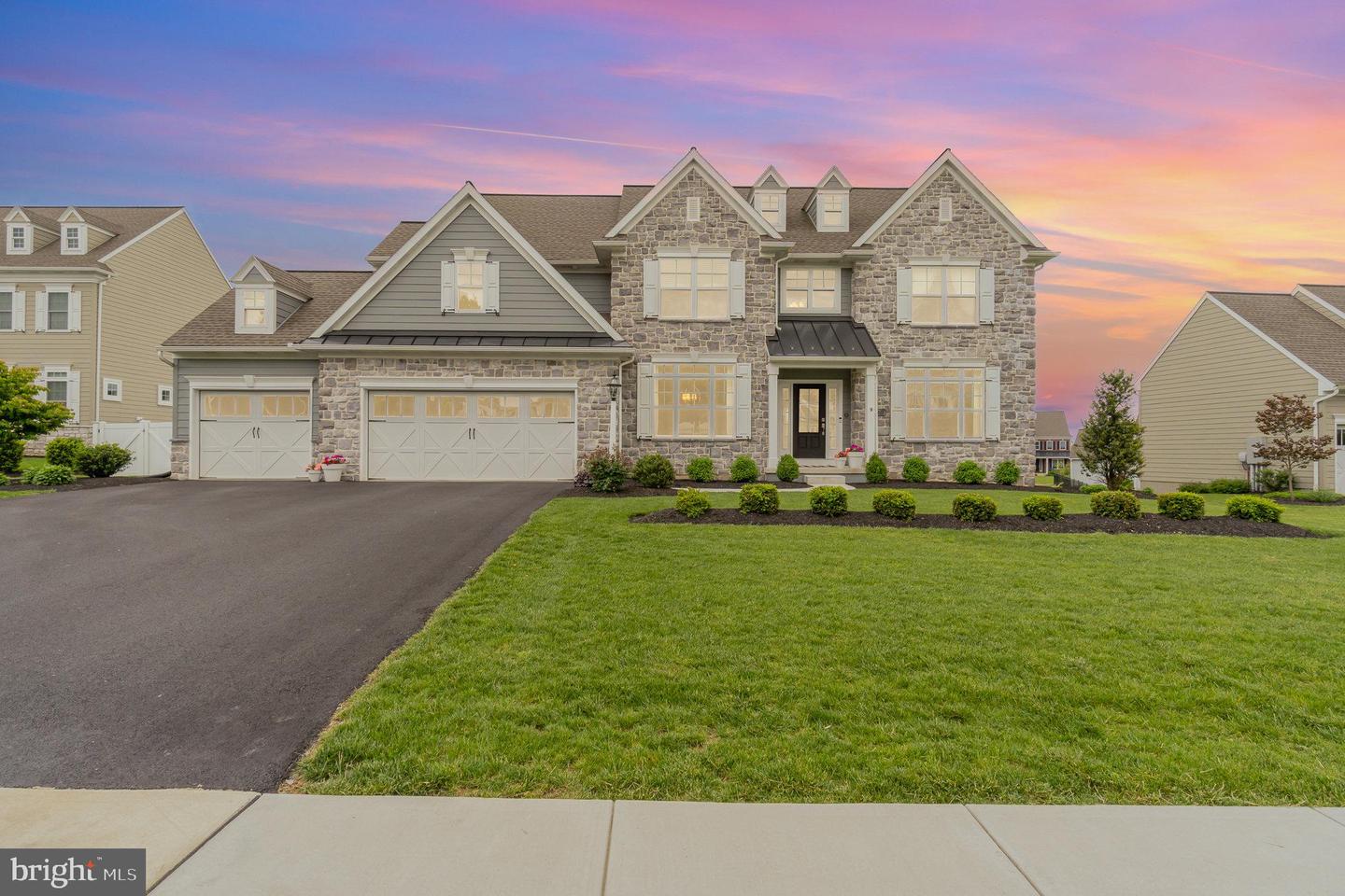 1068 Lititz Bend Dr, Lititz, PA 17543 MLS PALA2051336 Coldwell Banker