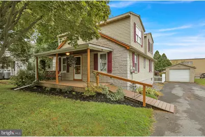 40 E Main Street, Leola, PA 17540 - Photo 1