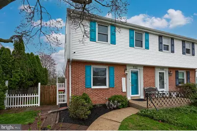 722 Emerald Drive, Lancaster, PA 17603 - Photo 1