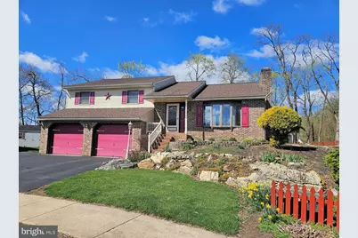 126 Gery Court, Ephrata, PA 17522 - Photo 1