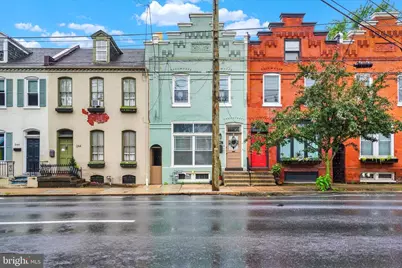 242 E Walnut Street, Lancaster, PA 17602 - Photo 1