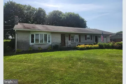 464 N Railroad Avenue, New Holland, PA 17557 - Photo 1
