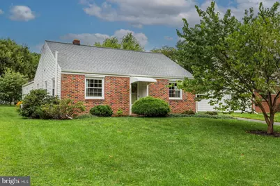 204 Elizabeth Drive, Lancaster, PA 17601 - Photo 1