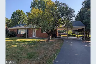 281 W Walnut Street, Marietta, PA 17547 - Photo 1