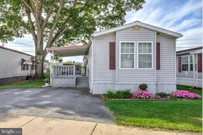 924 Emerald Street, Ephrata, PA 17522 - Photo 1