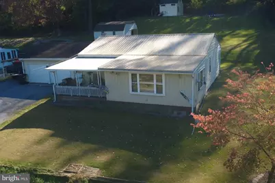 734 Maple Grove Rd, New Holland, PA 17557 - Photo 1