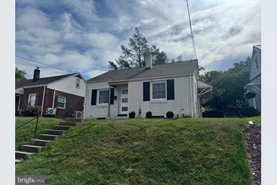 323 Lincoln Avenue, Ephrata, PA 17522 - Photo 1