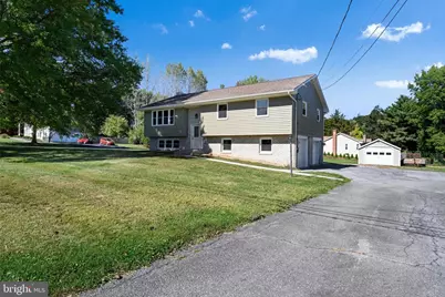 34 Fairland Road, Manheim, PA 17545 - Photo 1