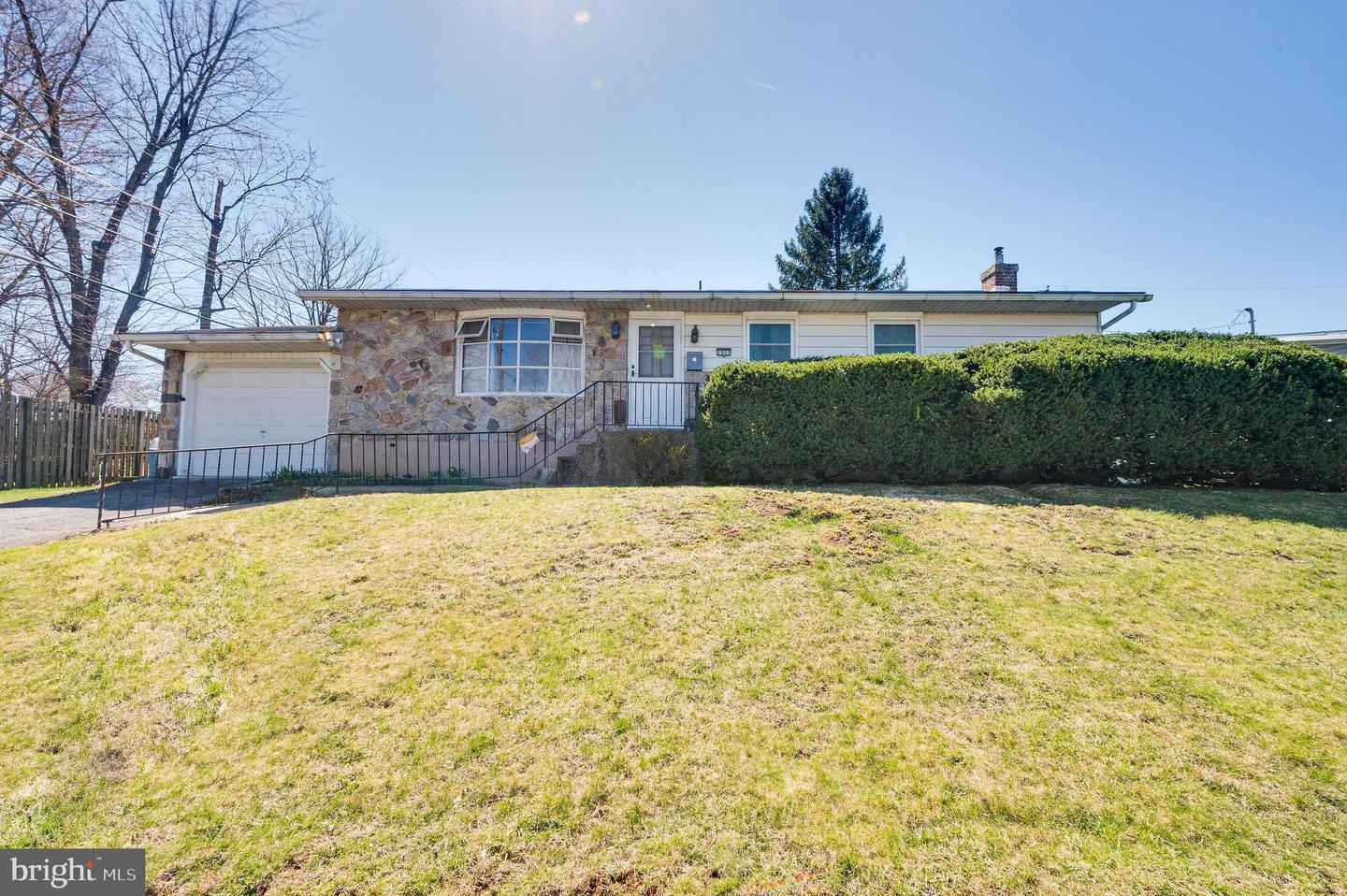 1957 Bathgate Rd, Bethlehem, PA 18018 MLS PALH2005494 Coldwell Banker