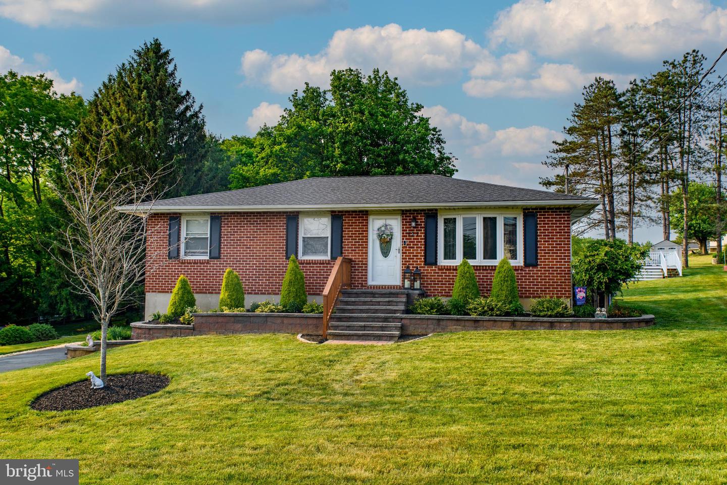 121 Gallagher Rd, Whitehall, PA 18052 MLS PALH2005968 Coldwell Banker