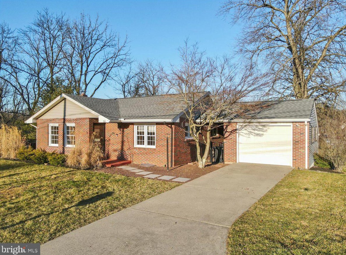 1215 Macungie Ave, Emmaus, PA 18049 MLS PALH2007754 Coldwell Banker