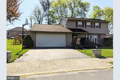 1711 Elmhurst Drive, Whitehall, PA 18052 - Photo 1