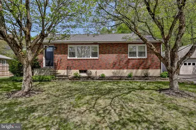 844 Gilly Avenue, Bethlehem, PA 18015 - Photo 1