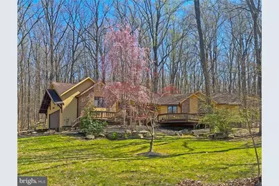 2330 Wood Lane, Allentown, PA 18103 - Photo 1