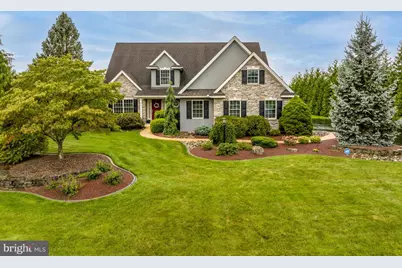 5318 Chariot Drive, Schnecksville, PA 18078 - Photo 1