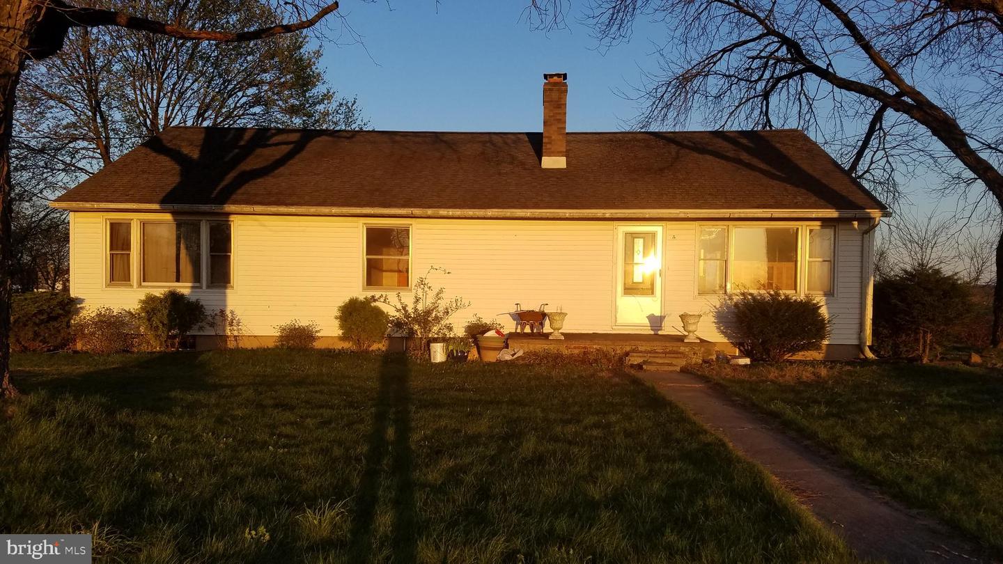 1810 Thompson Ave, Lebanon, PA 17046 MLS PALN2004832 Coldwell Banker