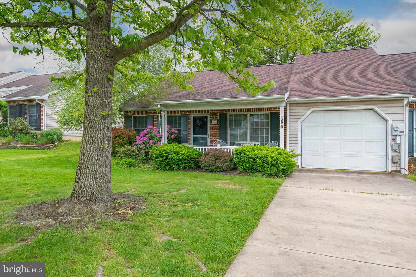 120 Memorial Blvd, Newmanstown, PA 17073 MLS PALN2005312 Coldwell