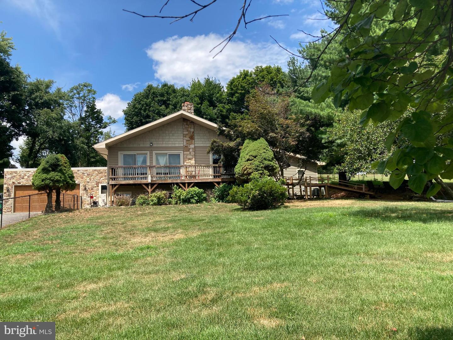 27 Villa Ln, Palmyra, PA 17078 MLS PALN2006542 Coldwell Banker