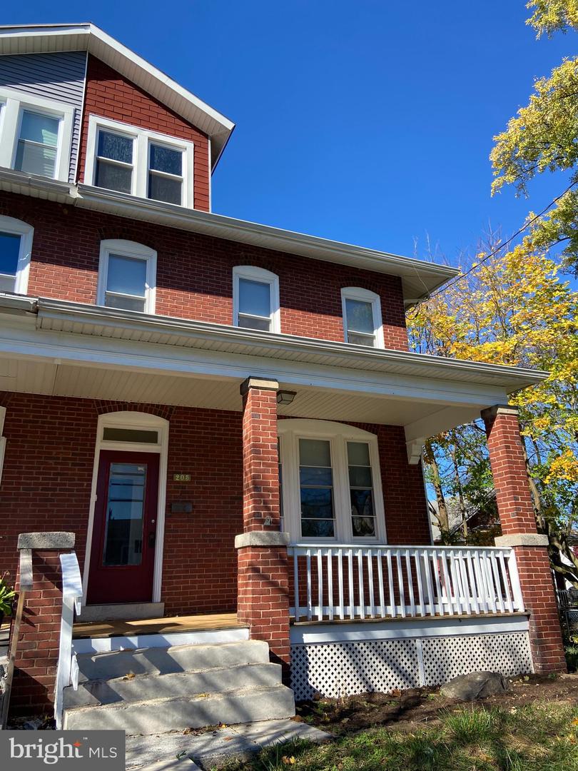 205 E Maple St, Lebanon, PA 17046 MLS PALN2007812 Coldwell Banker