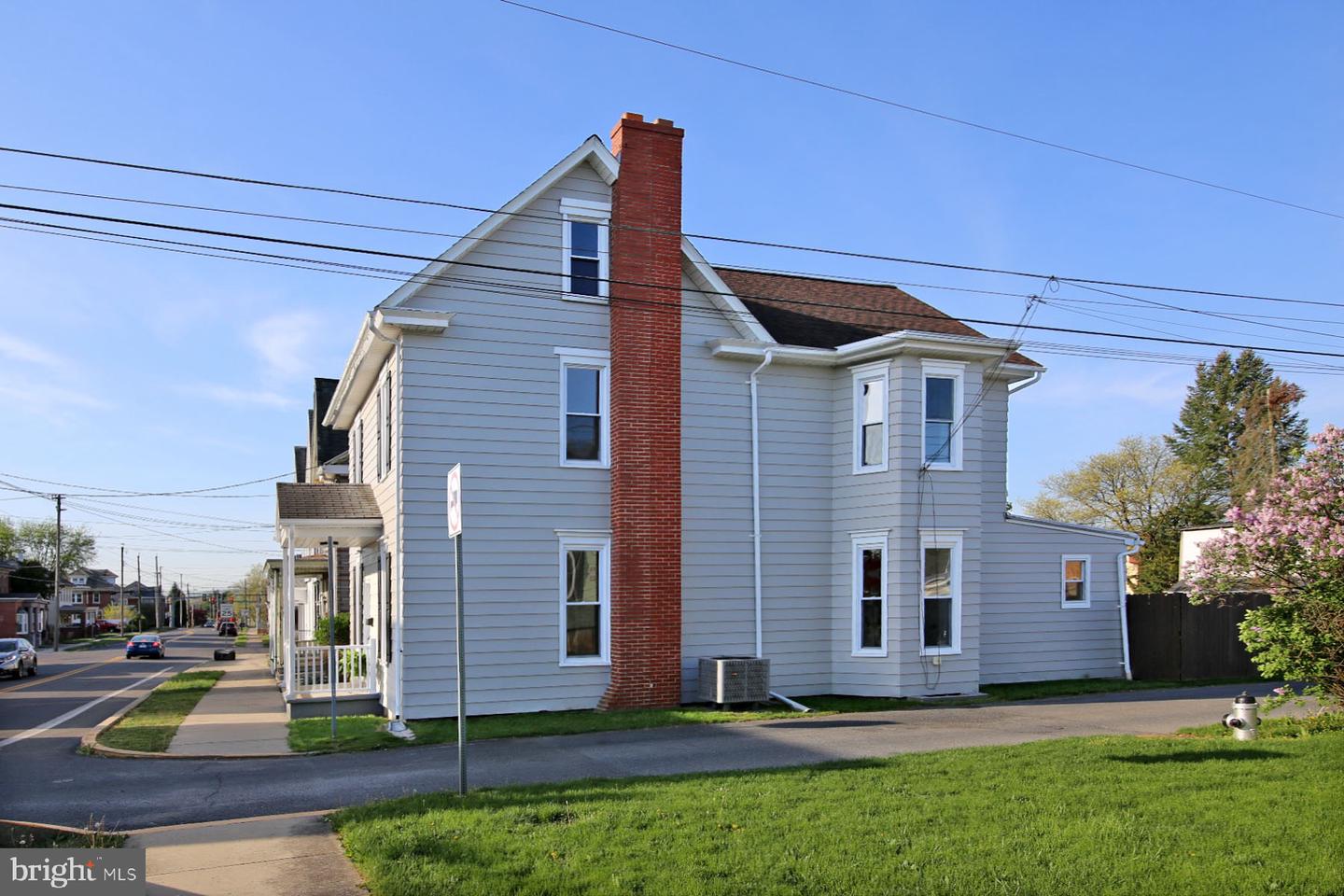 117 N Center St, Cleona, PA 17042 MLS PALN2008954 Coldwell Banker