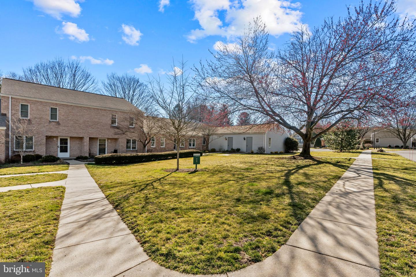 26 Woodland Estate, Lebanon, PA 17042 MLS PALN2009056 Coldwell Banker