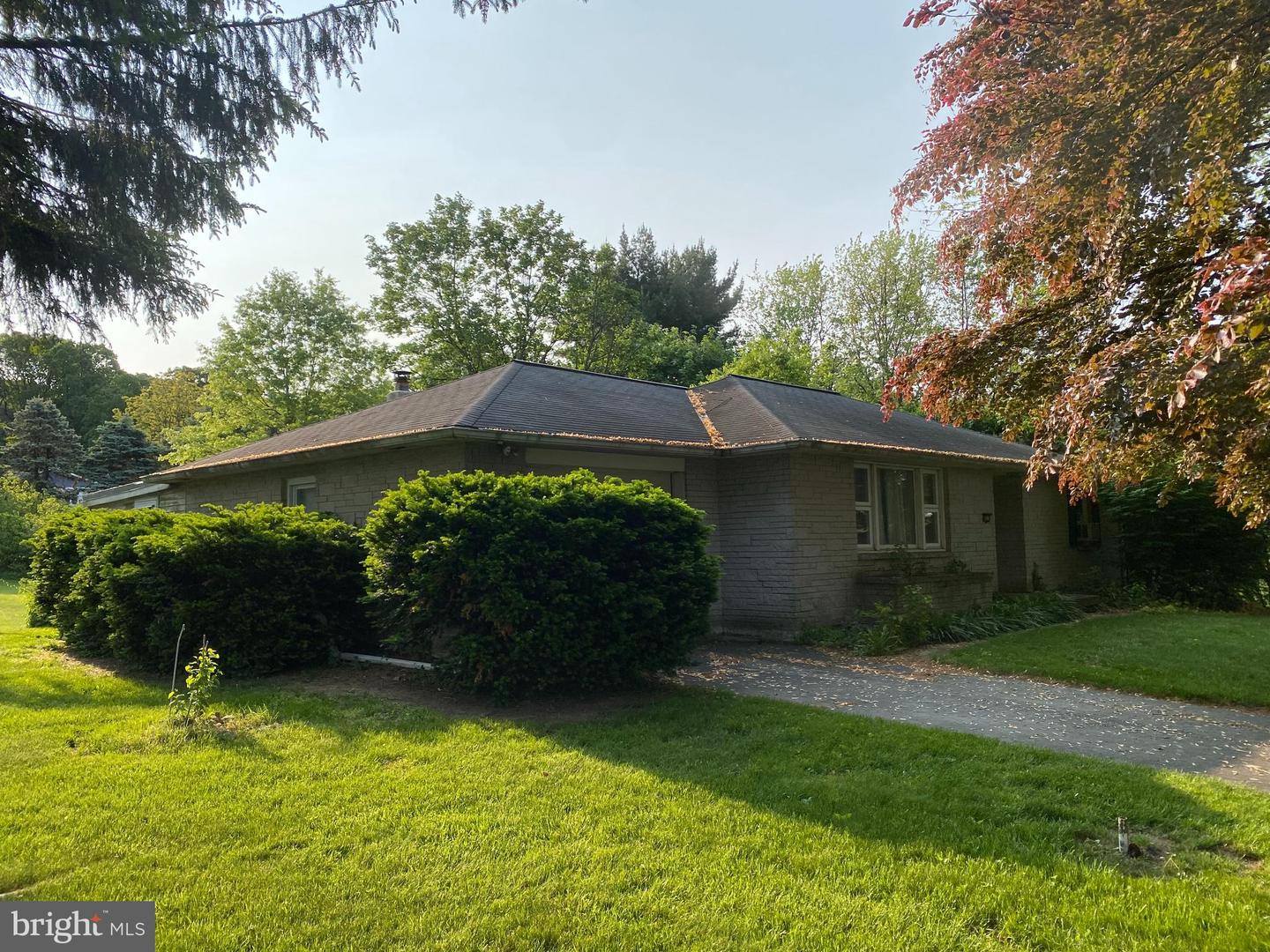 1110 Hilltop Rd, Myerstown, PA 17067 MLS PALN2009928 Coldwell Banker