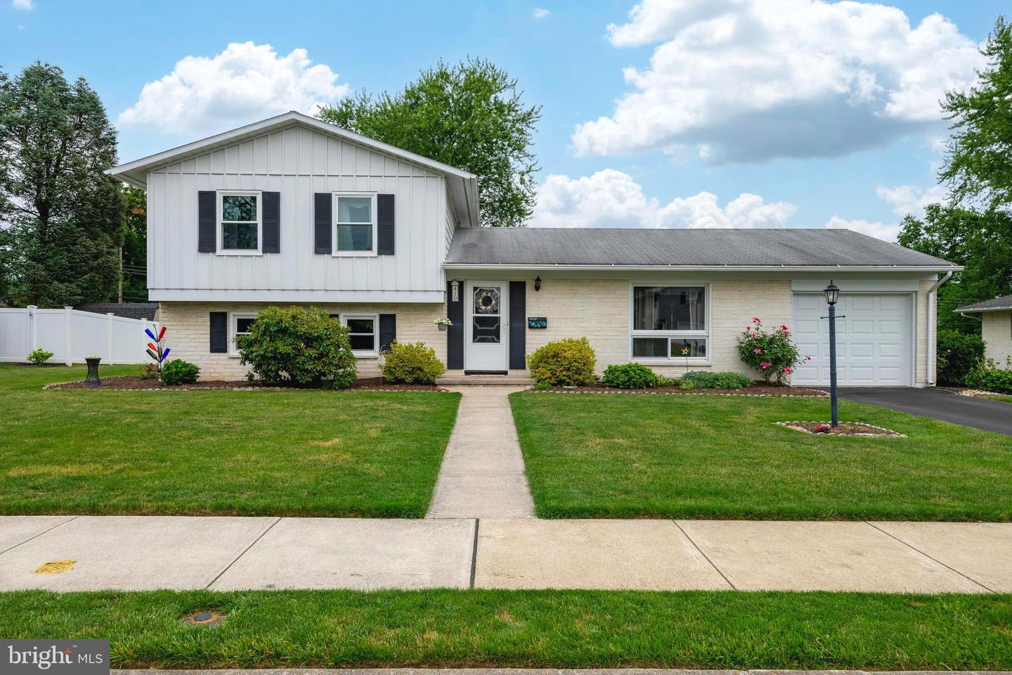 410 Hemlock St, Palmyra, PA 17078 MLS PALN2010428 Coldwell Banker