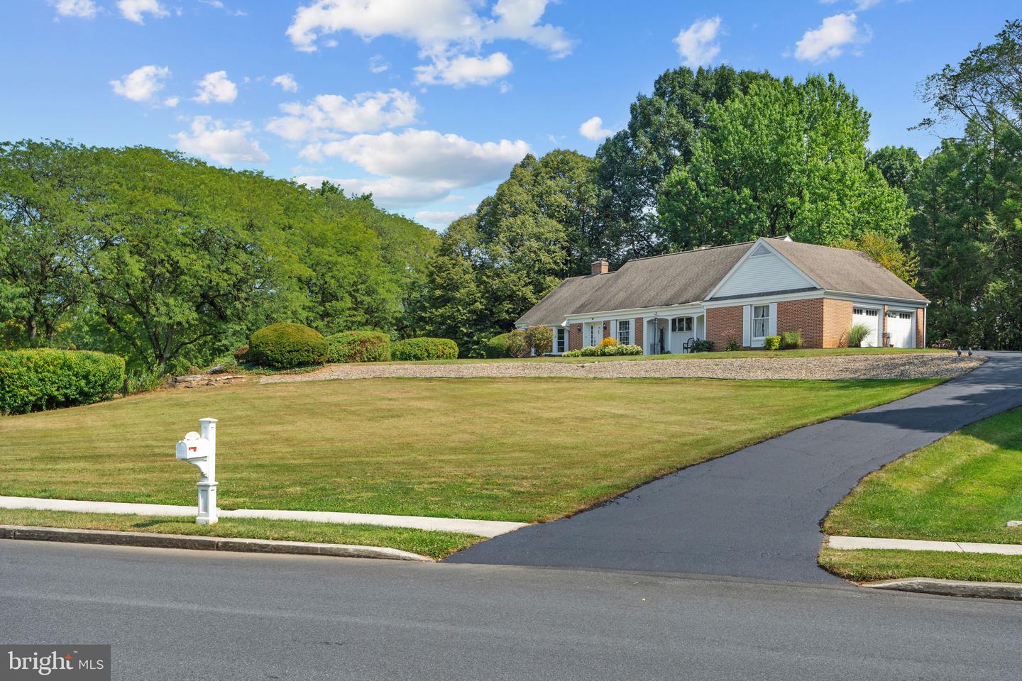 30 W Orchard Dr, Palmyra, PA 17078 MLS PALN2011598 Coldwell Banker